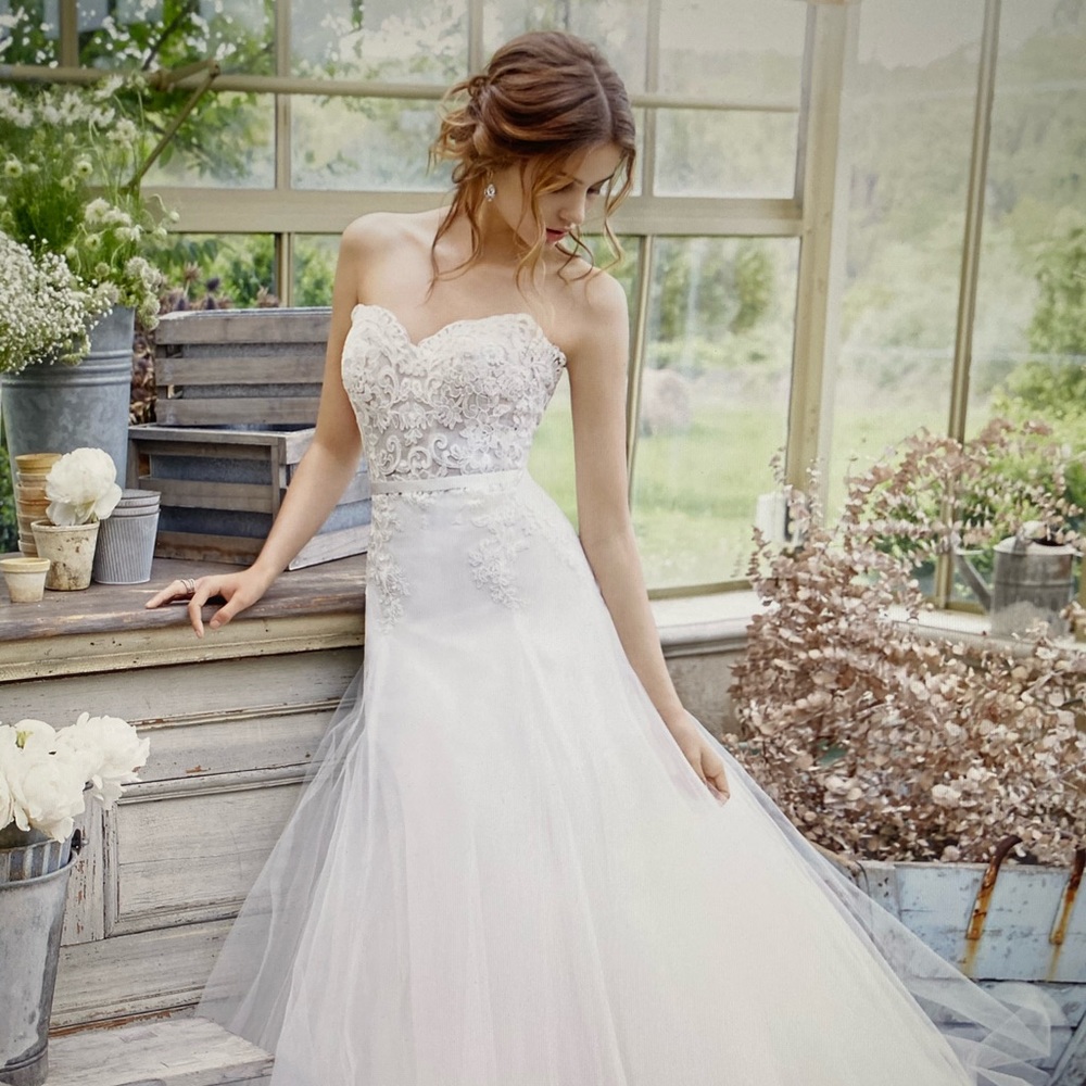 Tara Keely wedding gown